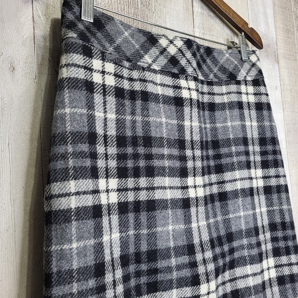L.L Bean Wool Blend Skirt. Size 8. Grey, Black & White. - Picture 3 of 9